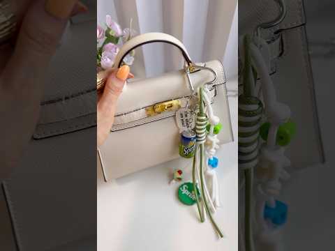 Брелок-подвес с маленькой баночкой Sprite и декоративными элементами - фото 1 - id-p2812098482