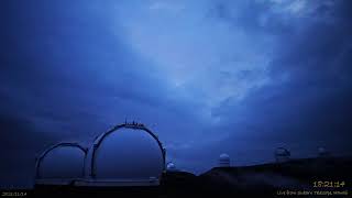 [爆卦] 野生的獵戶座流星雨，茂納凱亞火山實況中