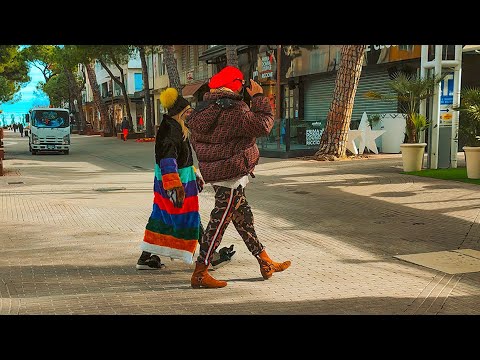 We say goodbye to Riccione. Walking tour, streets, storefronts. Italy - Travel Guide. I # 150