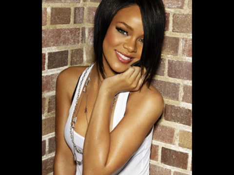 download lagu mp3 mp4 Rihanna Disturbia Fotos, download lagu Rihanna Disturbia Fotos gratis, unduh video klip Rihanna Disturbia Fotos