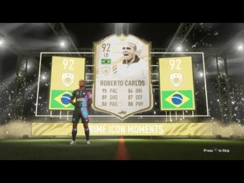 Packed Icon Moment Roberto Carlos
