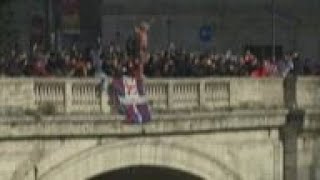 New Year divers take the plunge in Rome's Tiber River
