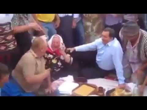 EXLUZIVNO SA KORIDE: Milorad Dodik nazdravlja sa hanumom