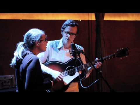 Midnight on the Stormy Deep - Michael Daves and Aoife O'Donovan