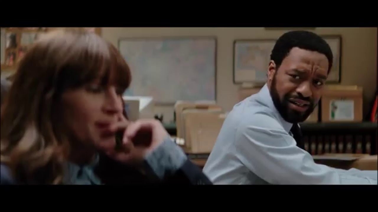 Miniature de la vidéo Aux yeux de Tous / Bande-annonce VF [Au cinéma le 23 mars] du film Aux yeux de tous