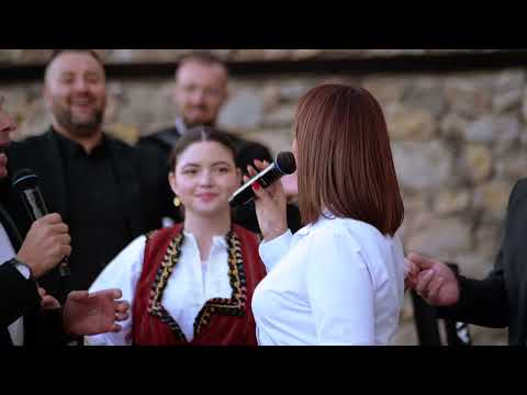 Tatjana Lazarevska, Marjan Kocev, Aneta Ljumakovska i Grupa Kruna - Za mnogu godini Makedonci