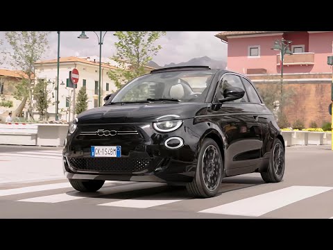 フィアットの電気自動車「フィアット500ラ・プリマ」