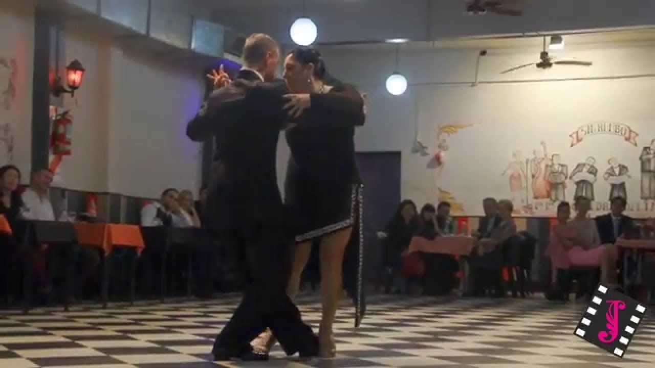 EFFIE & KONSTANTINOS CHALNTOUPIS en el Sin Rumbo 03