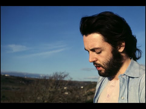 Paul & Linda McCartney in Algarve, Portugal (NEW Home Movie Footage, December 8th - 17th, 1968)