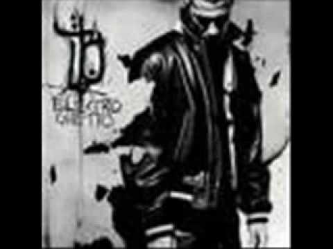 Eko Fresh ft Capkekz Das ist mein Viertel