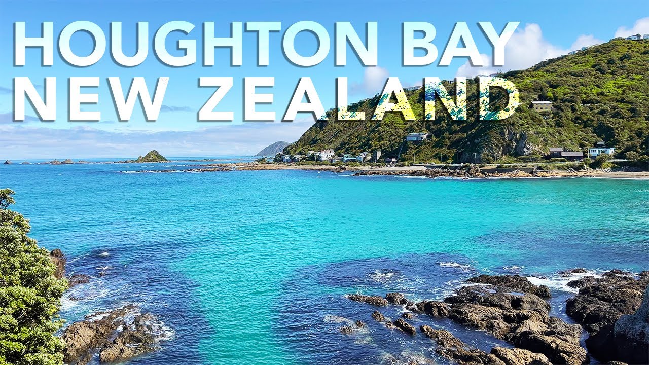 Dive into a mesmerizing virtual tour of Houghton Bay.