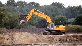 preview picture of video 'Hydraulikbagger Hyundai 250LC-7A / Hydraulic excavator Hyundai 250LC-7A'