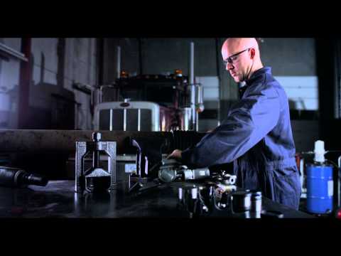 The Original Tiger Tool U-Joint Puller | 1:50