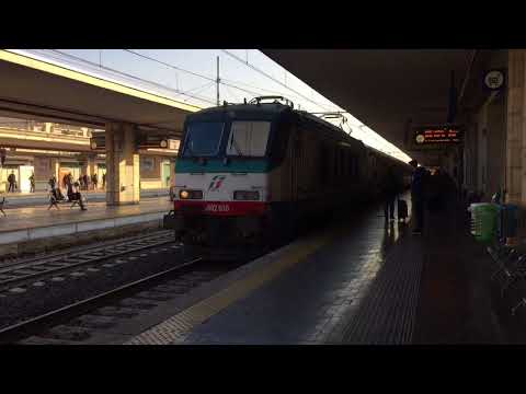 Intercity 585 Trieste Centrale - Roma Termini alla stazione di Padova (5/12/2017)