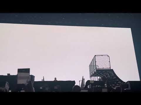 Kosmiczny Koncert (Molesta Ewenement, Wzgórze Ya-pa 3, O.S.T.R, Paktofonika) podróż do przeszłości.