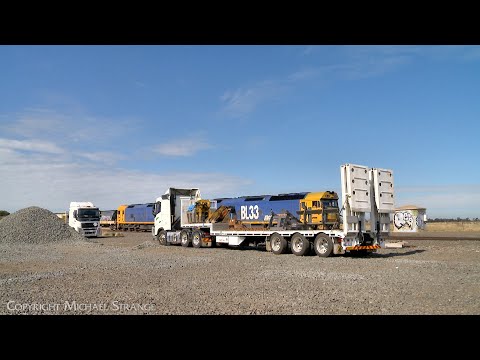 7733V Pacific National Standard Gauge Grain Train With BL33 & BL32 (19/8/2024) - PoathTV Railways