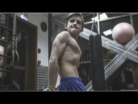11 Year Old bodybuilding star Awesome muscle boy traninig In Gym.