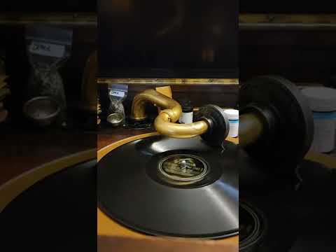 Chloe - Spike Jones & The City Slickers Victor Records #20-1654 1945