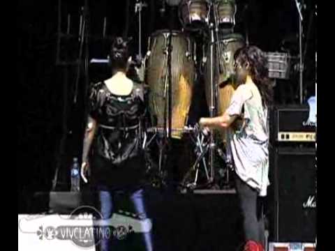 Presentación - Tijuana No! con Julieta Venegas en el Vive Latino 2010 - Pobre de Ti