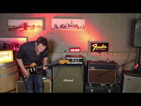 ( SHORT ) THE KING OF COOL DELAY!! Roland RE201 Space Echo