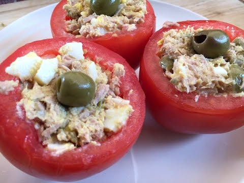Tomates Farcies au Thon, Olives et Oeufs (FRA) Recettes d'été légères et savoureuses (SANS FOUR)