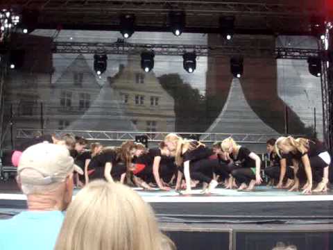 VIVA-STADTFEST-SHOW 2013 - New Vivas   (Viva-Dance Einsteigergruppe)
