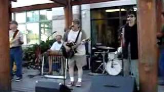 Calico - Feelin&#39; Single Seein&#39; Double