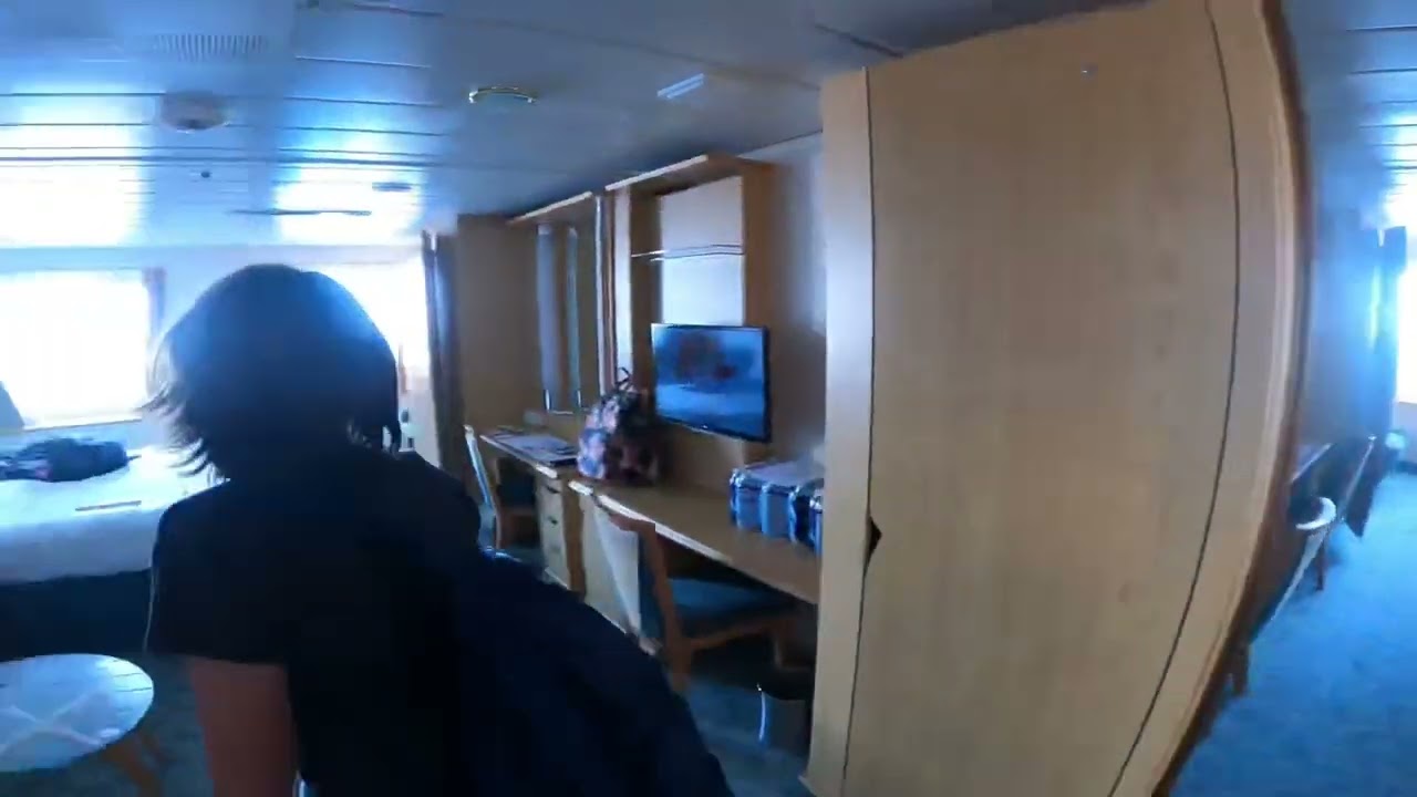 Liberty of the Seas - Cabin 9500 - Video 3