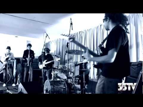 33TV Live - The Equators (Music Video)