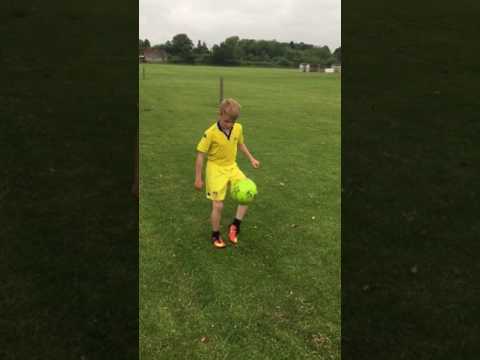 Rossi Duncanson 1000 kick ups. U11's