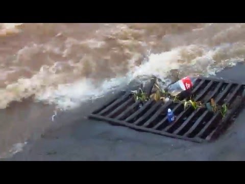 CHUVAS EM SARANDI - PARANÁ - 11/01/2016 - PARTE 9 - MVI 0826