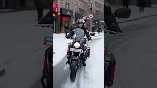 Female Mounted Police in Wind and Snow #Female Traffic Police #Motorc #Police Team Style
