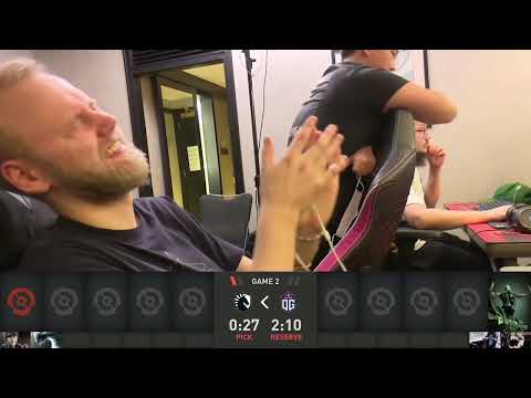 Boxi's reaction to OG's first pick Undying