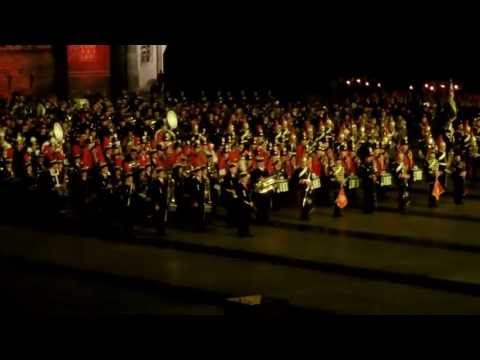 Schalke Tattoo 2013 Finale 2 - Highland Cathedral