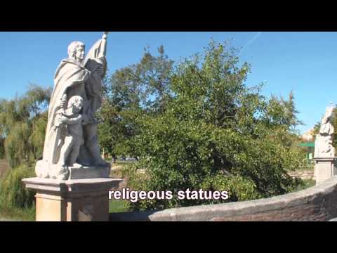 A Video guide to Hungary: Vác