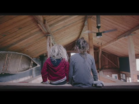 Pharis & Jason Romero - Old Bill's Tune (Live in Horsefly, BC)