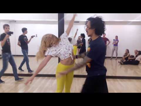 Carlos Oliveira and Anastasia - Zouk 4 Demo (Feliz e Ponto)