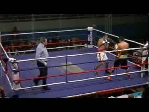 BOX EN BARILOCHE "perca" INALEF vs maldonado PARTE 1  4-10-2013