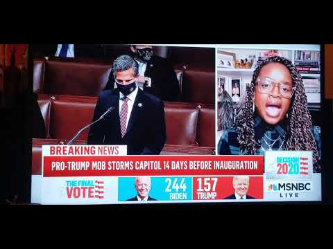 Capitol Police were COMPLICIT in the insurrection today!