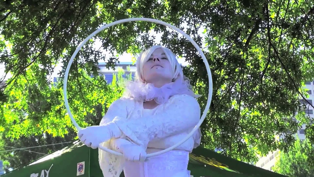Promotional video thumbnail 1 for Snow, Living Statue