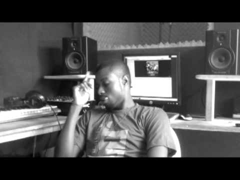 Making of LayLow Ft Lil Shaker   I no bore   D  mag on the beat!!! Jan 2011 Blue Paper Ent  D Mag and Laylow in Studio