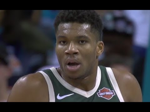 Giannis Antetokounmpo Highlights vs Hornets RS19G1 - 25 Pts, 18 Rebs, 8 Asts (17.10.18)