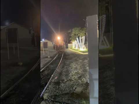 DIVINÓPOLIS / MG - Iluminação Natalina na Travessia da VLI no Bairro Esplanada