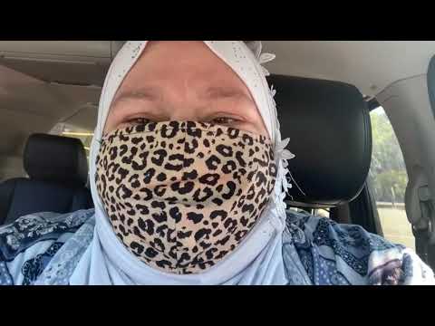 Walking Through Aldi on Saturday