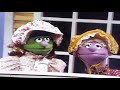 Classic Sesame Street High 12