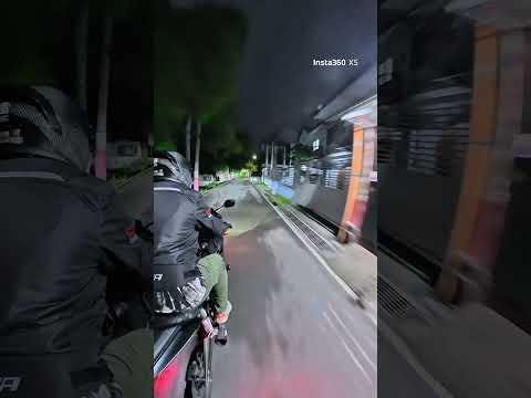 Lowkey lost in the night! 😂 #austinracing #hondacbr650r#blackcbr #odin #insta360x5 #night