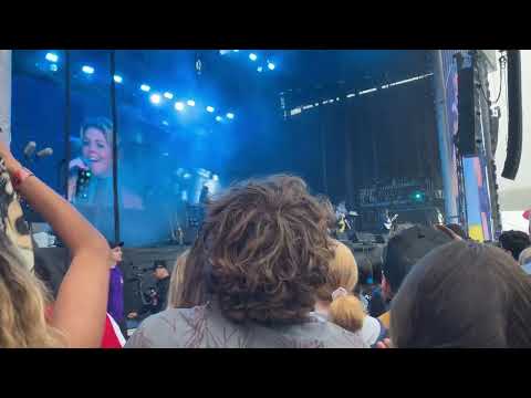 Maggie Rogers - "Alaska" (clip) (live @ Outside Lands 2023)