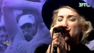 St. Vincent - Prince Johnny ,Live @ 3voor12 Radio