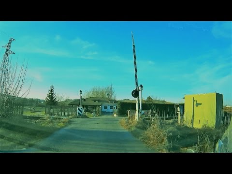 Passaggio a livello Canelli (AT) # railroad crossing # spoorwegovergang