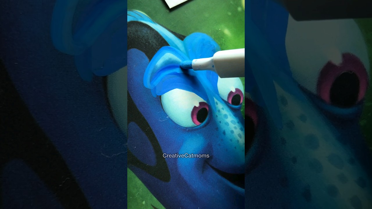 Dory mistook Nemo as FOOD🤫 #shorts #art #disney #creative